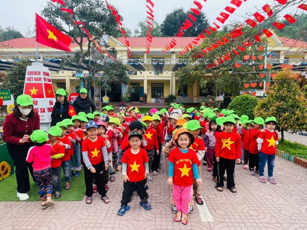 NHÀ TRƯỜNG TỔ CHỨC CHO  TRE ĐI THĂM QUAN ĐỀN THỜ CAO LỖ