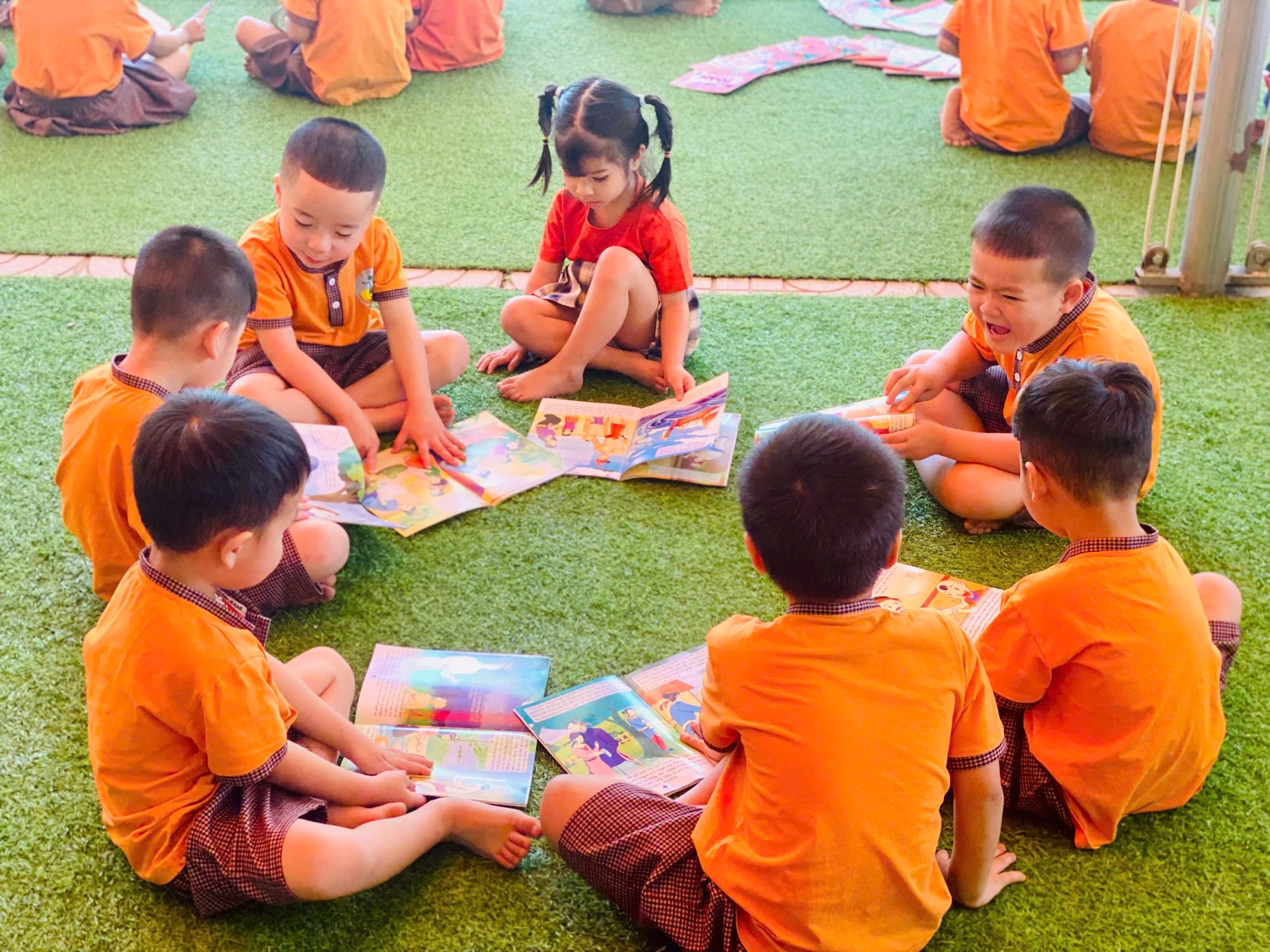 TRƯỜNG MN DIỄN THỌ TỔ CHỨC "NGÀY HỘI ĐỌC SÁCH" NĂM HỌC 2024-2025